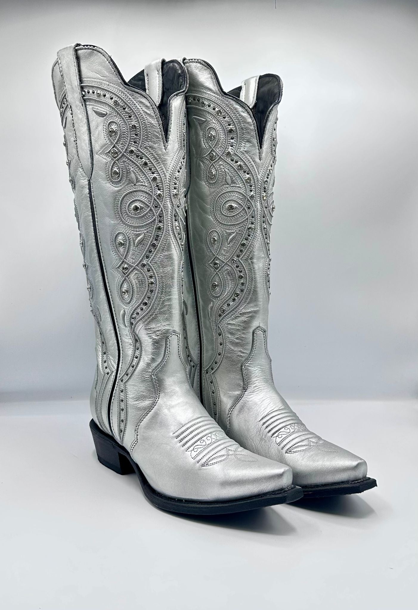 EDÉN BRITANIA SILVER Plateado